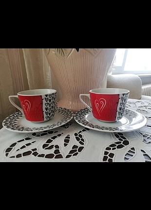 Güral porselen 4 parça çay fincan takımı
