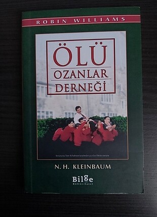 Ölü Ozanlar Derneği