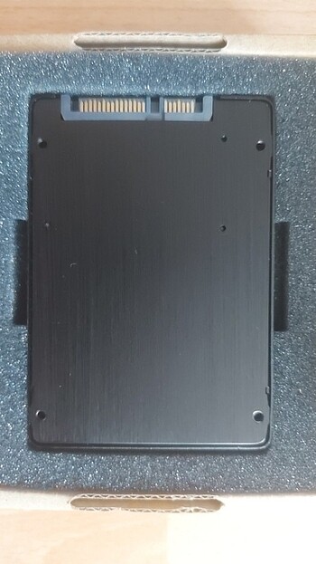 120 GB SSD DİSK