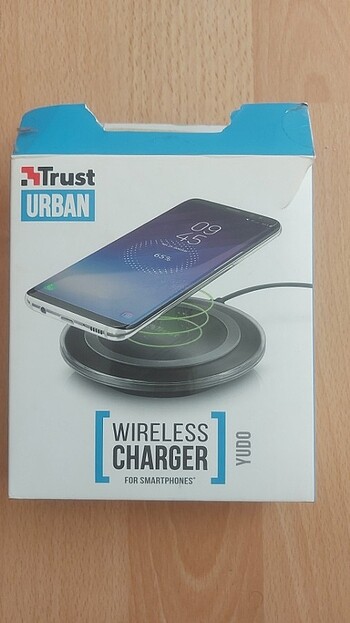 WIRELESS CHARGER KABLOSUZ CEP TELEFON SARJ ALETİ