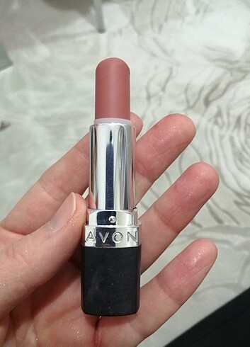 Avon ruj 