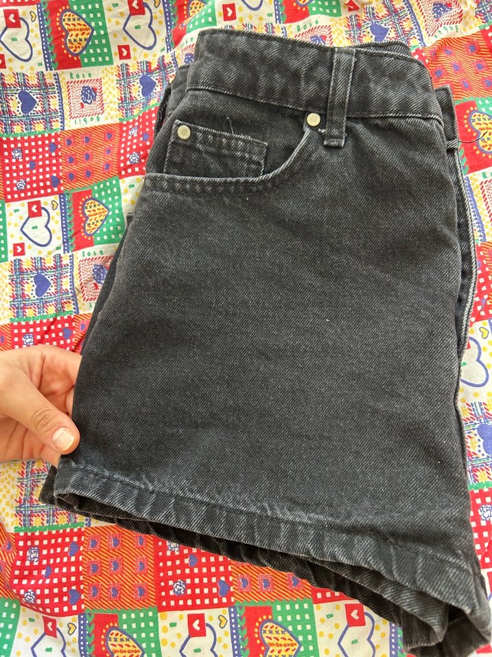 Siyah şort - Görsel 3