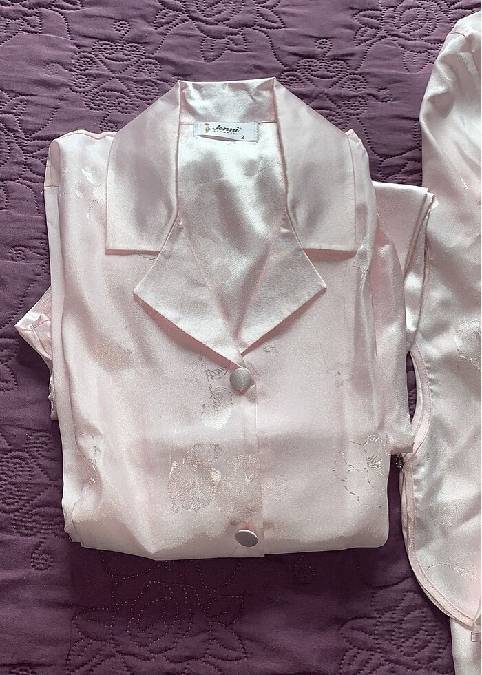 Gecelik pijama sabahlık takımı - Görsel 3