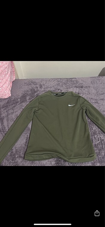 Nike uzun kollu