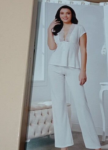 xl Beden beyaz Renk Pierre Cardin Gecelik 6 parça Sabahlık