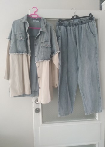 Gri Düğmeli Kadın Denim Ceket