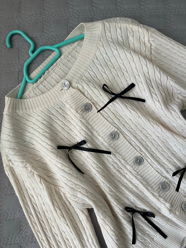 Kadın Beyaz Örgü Düğmeli Triko Hırka - Görsel 2