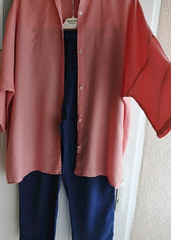 Pembe Düğmeli Midi Silky Gömlek