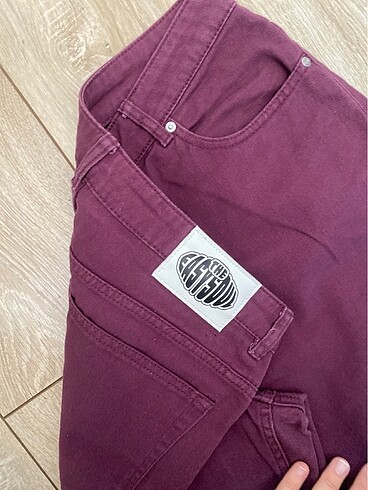 42 Beden mor Renk H&M mor pantolon