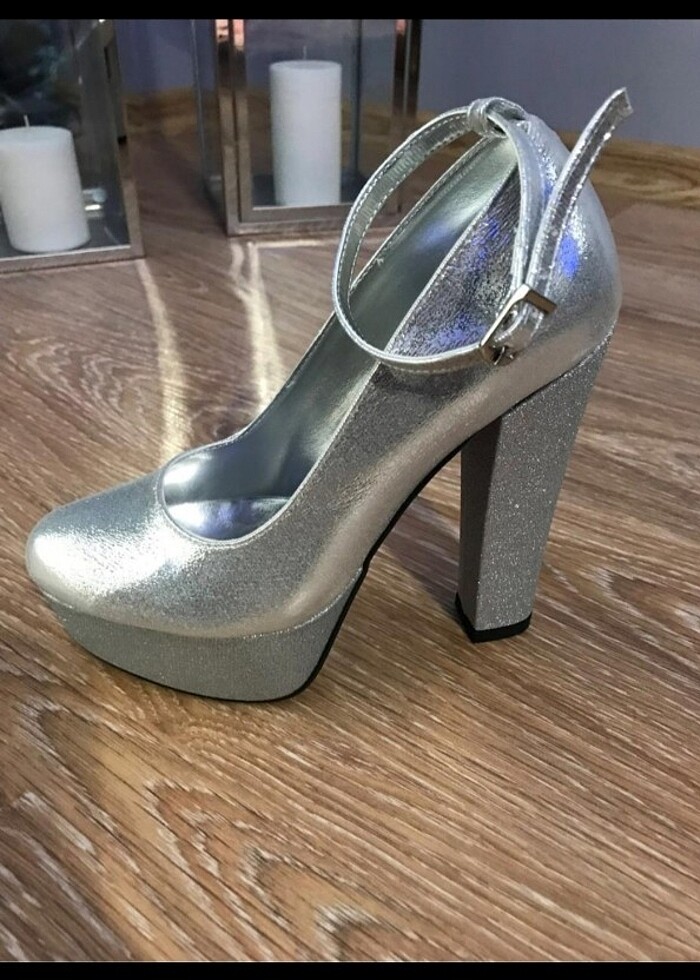 Dolgu topuklu ayakkabı - Görsel 2