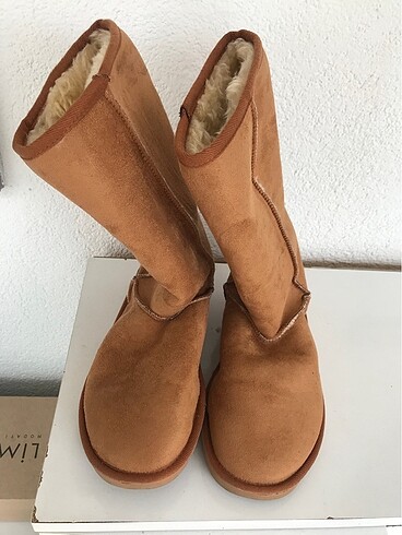 Ugg tarzı içi tüylü bot