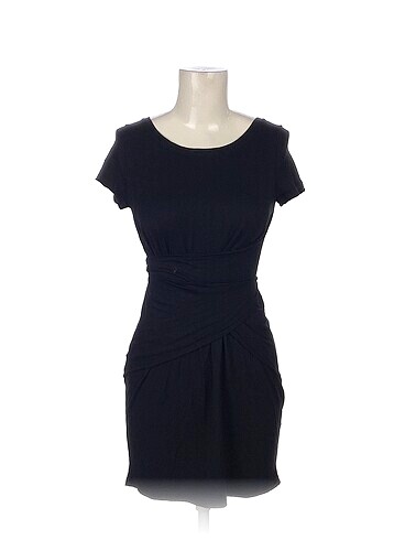 PreLoved Kısa Elbise %70 İndirimli.