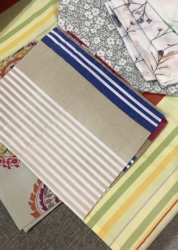 Çiçek ve Çizgili Desenli Çok Renkli  yastık kılıfları - Görsel 2