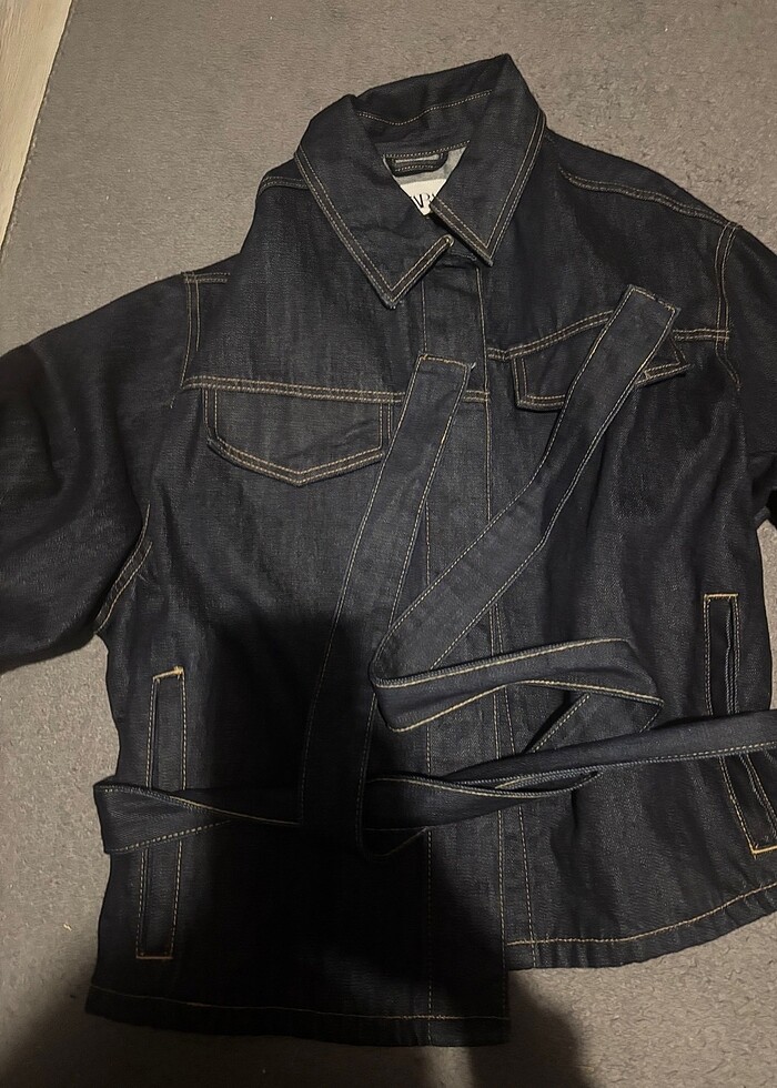 Zara kemerli denim ceket - Görsel 3