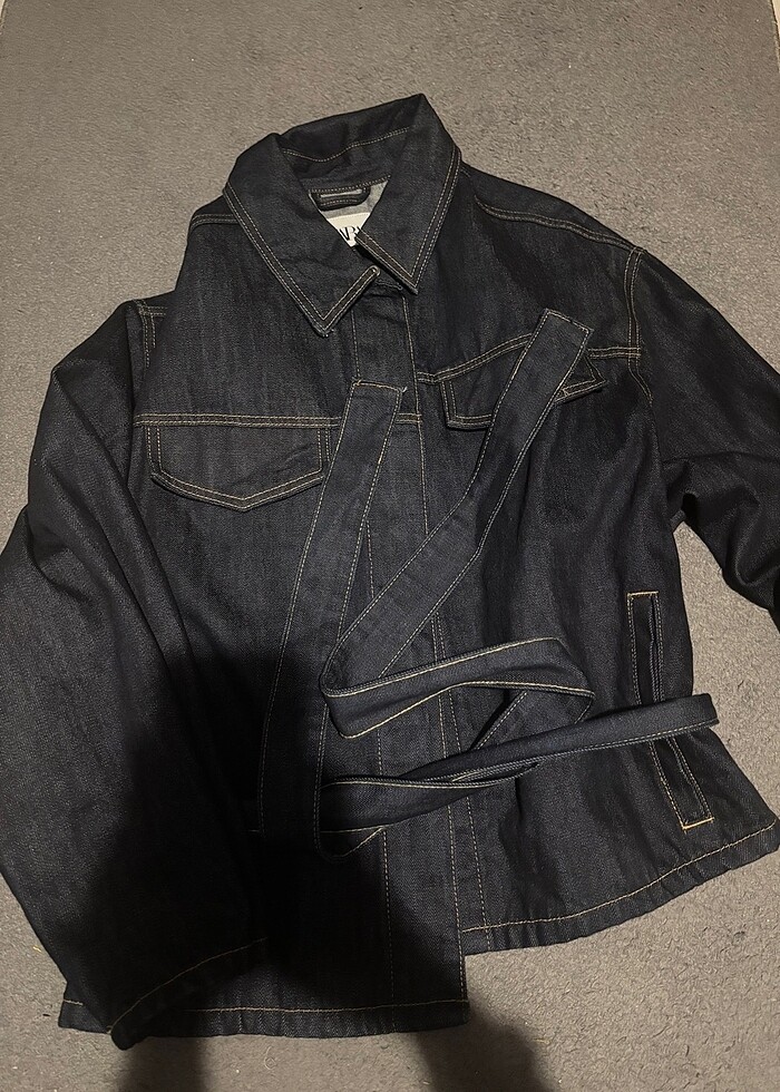Zara kemerli denim ceket - Görsel 2