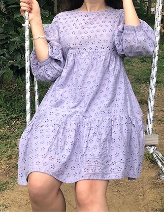 Lila elbise