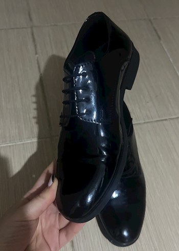 Siyah Parlak Erkek Klasik Ofis Ayakkabısı - Görsel 3
