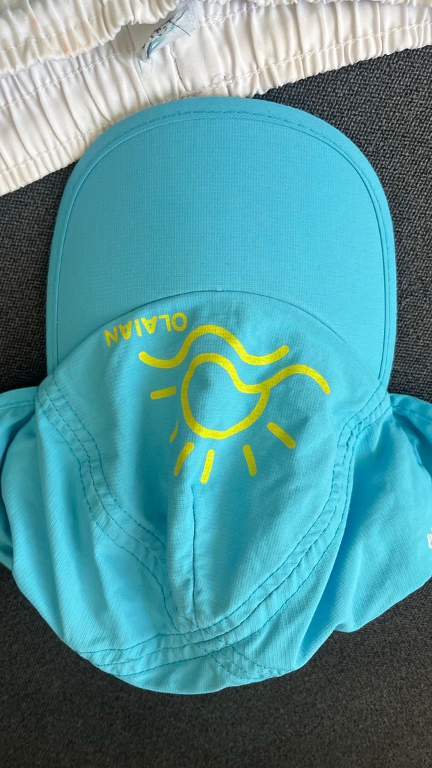 Erkek Çocuk Mavi Şort ve Şapka Seti - Görsel 4