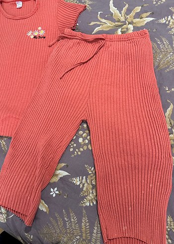 Pijama takımı M beden - Görsel 3