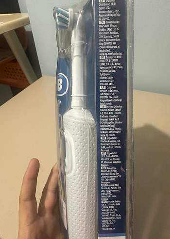 Oral-B Vitality D100 Şarjlı Beyaz Diş Fırçası - Görsel 4