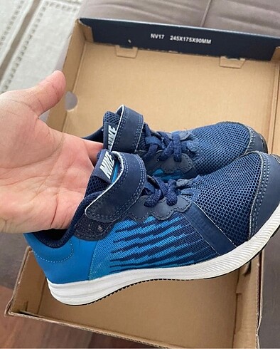 28 Beden lacivert Renk Nike çocuk ayakkabı 28 numara