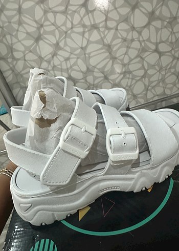 Skechers ürünü