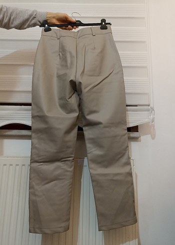 Kadın Bej Deri Kemerli Midi Kumaş Pantolon - Görsel 2