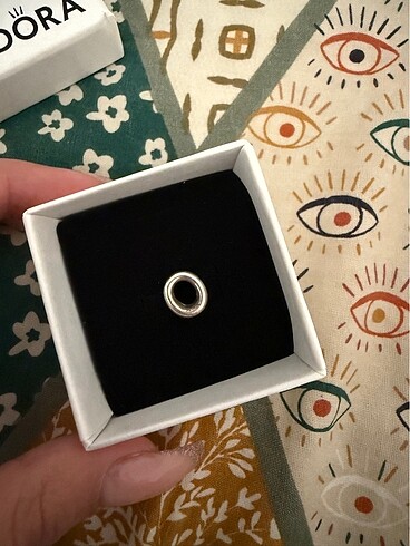 Pandora pandora O harf charm