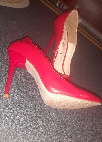 Dior Kirmizi stiletto