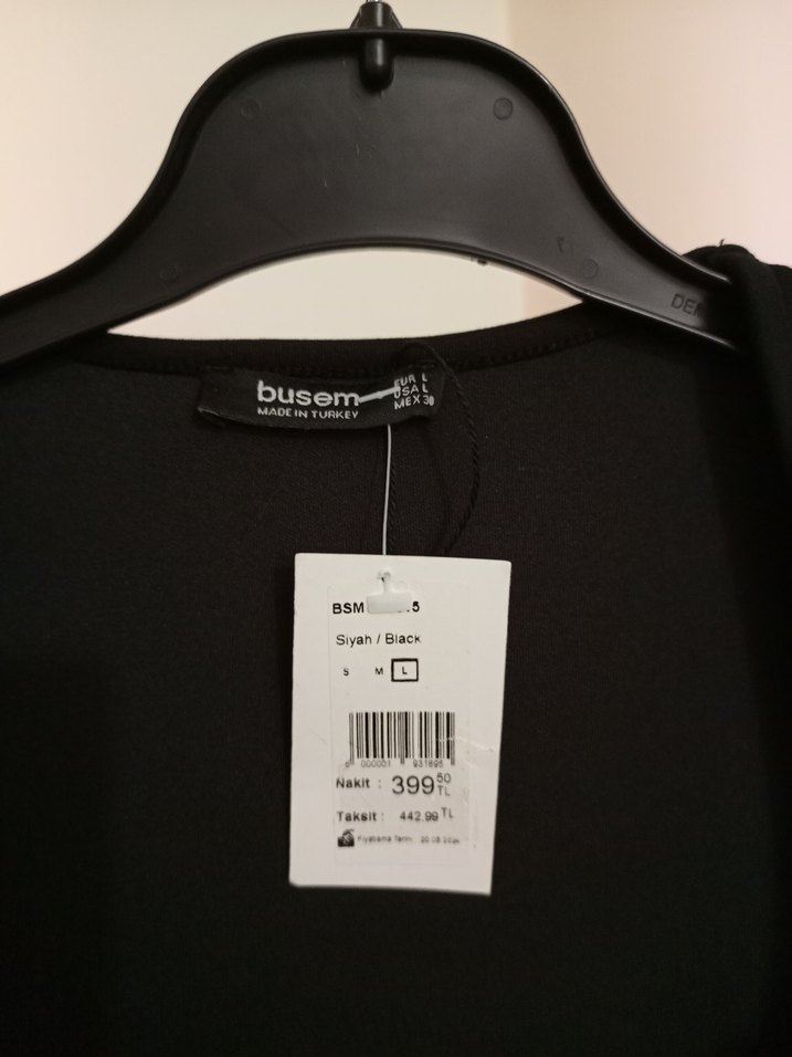 Siyah yırtmaçlı mini elbise - Görsel 5