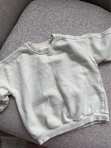 Zara sweatshirt