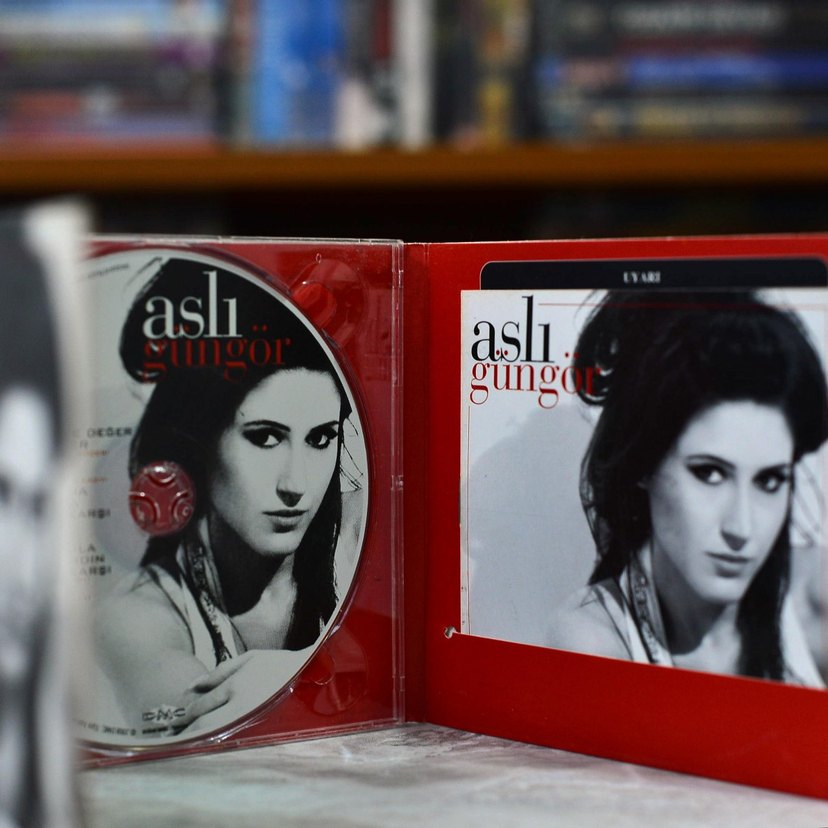 Aslı Güngör - Aslı Güngör CD Album - Görsel 3