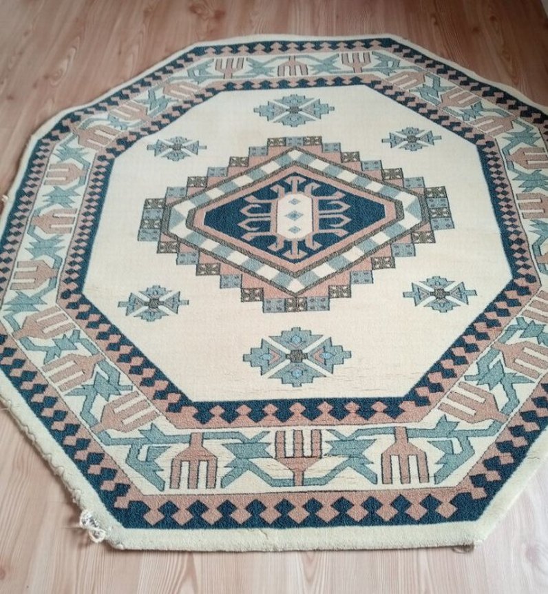 Çok Renkli Desenli Sekizgen Halı - Görsel 3