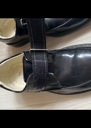 Tokalı Siyah Erkek Çocuk Özel Ayakkabısı - Görsel 5