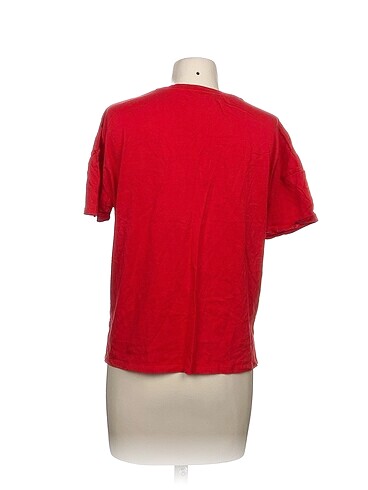l Beden LC Waikiki T-shirt %70 İndirimli.