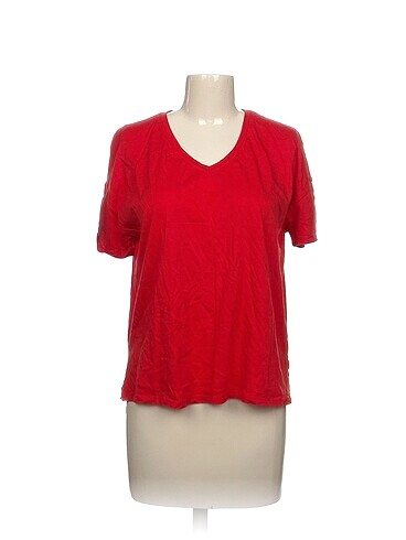 LC Waikiki T-shirt %70 İndirimli.