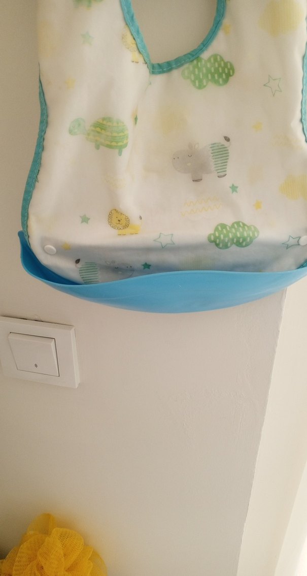 Mavi Baskılı Bebek Önlüğü - Görsel 2