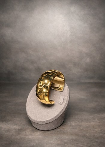 Düğmeli Altın Yılan Desenli Bilezik - Görsel 2