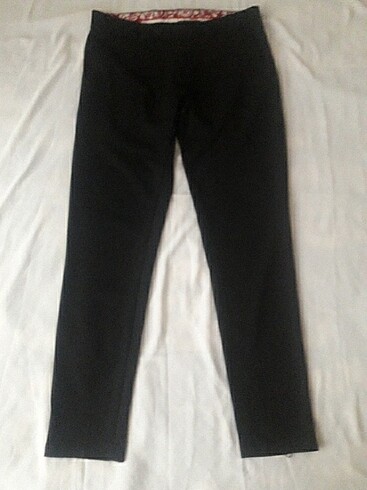 30 Beden siyah Renk Yeni Zara kumaş pantolon