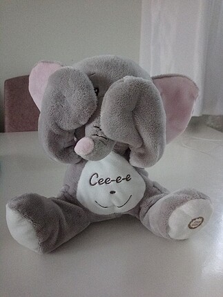 Cee eee oyuncak fil