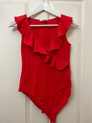 H&M narçiçeği bodysuit