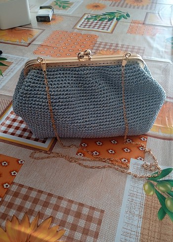 Gri Zincir Detaylı Örgü Kadın El Çantası - Görsel 3