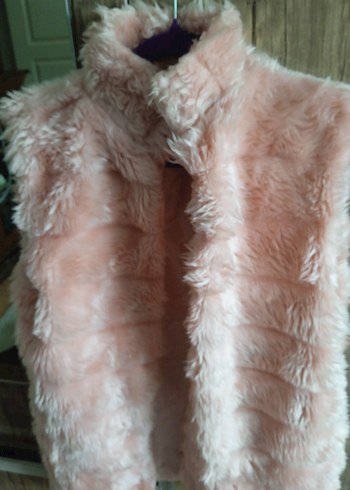 Pembe Uzun Yumuşak Dokulu Kadın Kürklü Yelek - Görsel 3