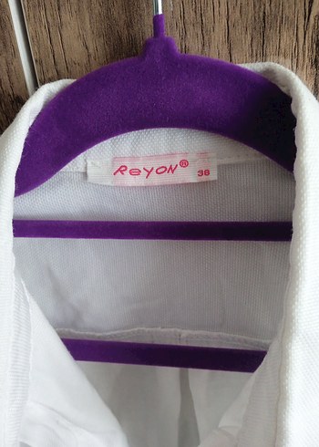 Beyaz Keten Düğmeli Kolsuz Gömlek - Görsel 3