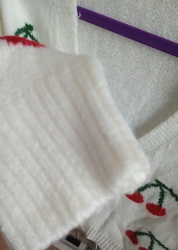 Nakışlı Beyaz Örgü Kadın Hırka - Görsel 6