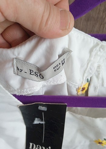 Nakışlı, Kısa Kollu, Bol Kesim Beyaz Bluz - Görsel 2