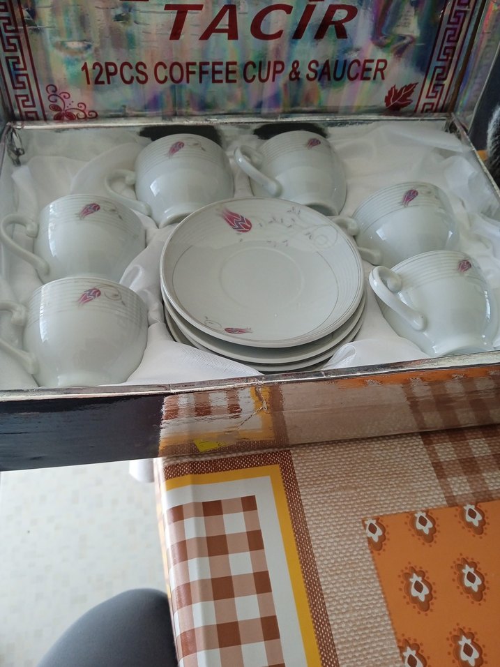 Tacir 12 Parça Beyaz Kahve Fincanı ve Tabağı Seti - Görsel 4