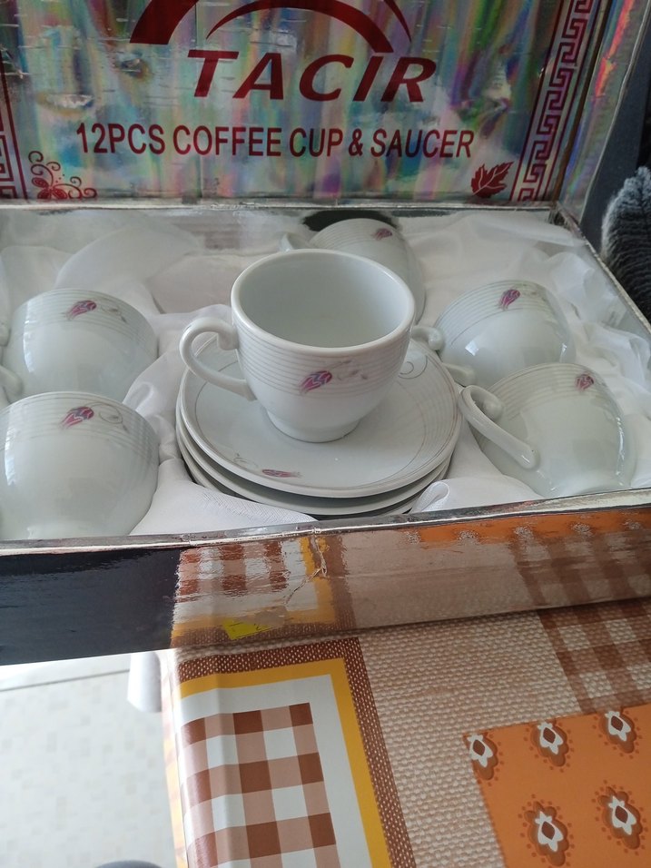 Tacir 12 Parça Beyaz Kahve Fincanı ve Tabağı Seti - Görsel 2