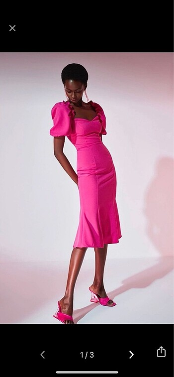 Pembe elbise