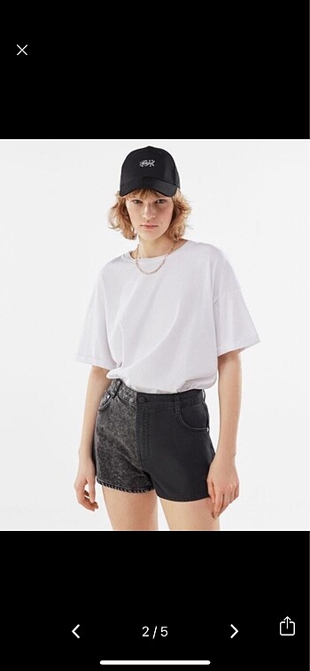 32 Beden Bershka şort